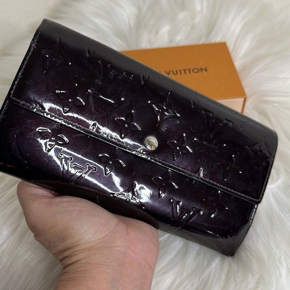 💯Authentic Louis Vuitton Vernis  Bifold Wallet🍀 - Picture 5 of 14